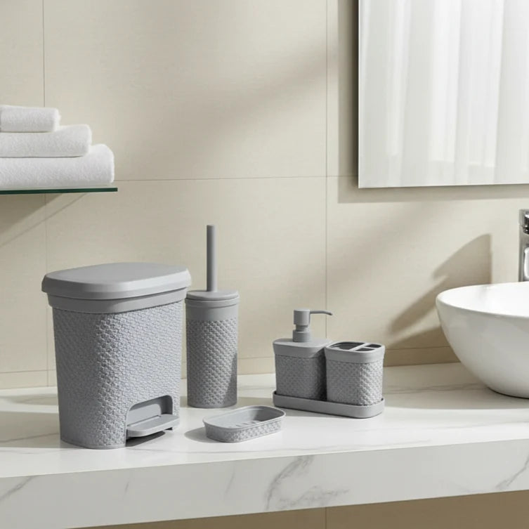 Rattan-Style Bathroom Accessories Set – 5 Pieces