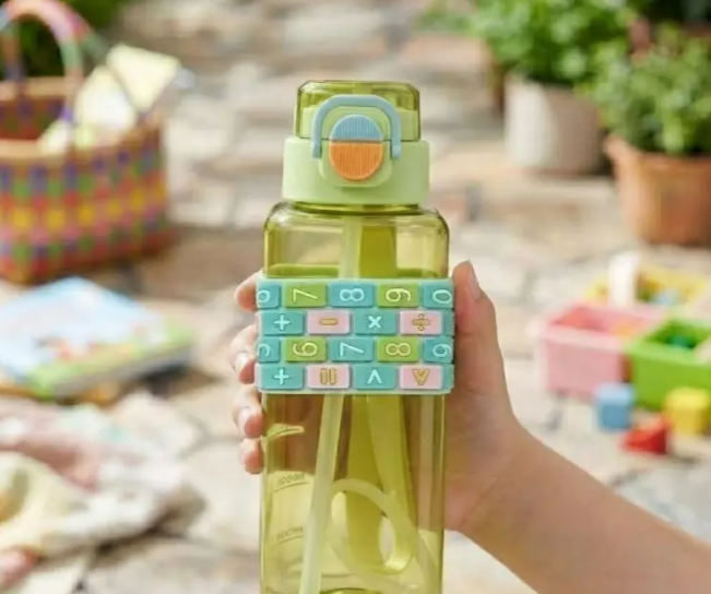 Kids Math Numbers Silicone Band Water Bottle 500ml – Flip-Top with Straw