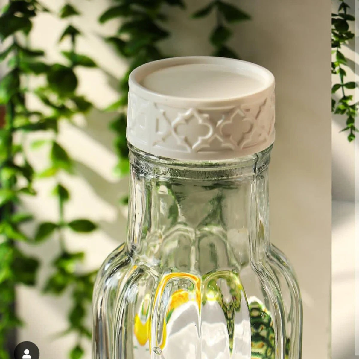 Ribbed Glass Water Bottle – 1.1 Litre